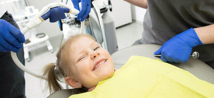 Kinderzahnarzt in der Nähe finden - zur Praxissuche - DentNet