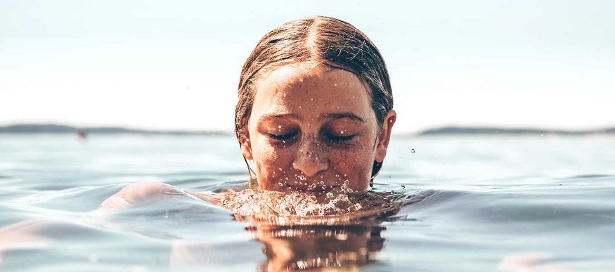 Mundspülungen – die sinnvolle Ergänzung für Ihre Mundhygiene