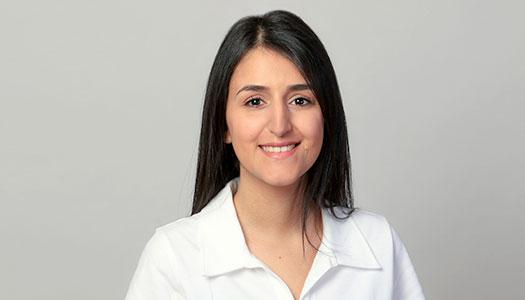 Zahnarztpraxis Baghestani in Stuttgart - angestellte Zahnärztin Narmeen Awad Zahnarztpraxis Baghestani in Stuttgart - angestellte Zahnärztin Narmeen Awad
