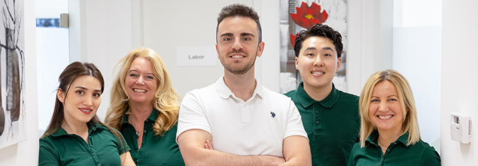 Zahnarzt in München: Lays Basmazi Titelbild Mobil