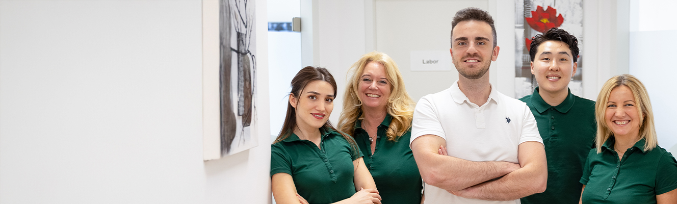 Zahnarzt in München: Lay Basmazi Titelbild