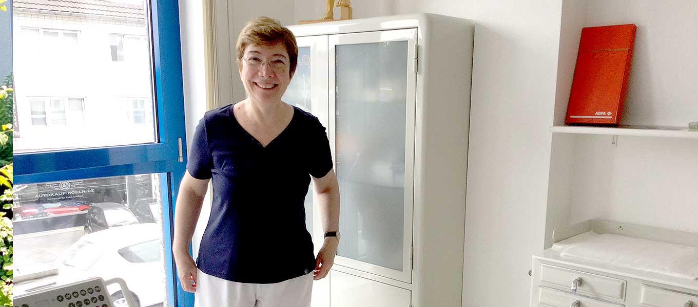 Zahnarztpraxis Irina Beroniade in Köln-Holweide