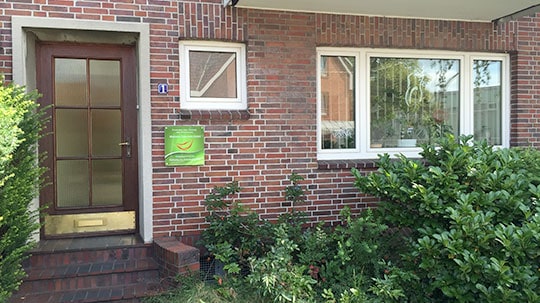 Zahnarztpraxis Dr. Mandana Chavoosh-Zadeh in Geesthacht - Aussenansicht