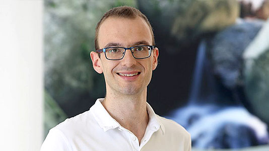 Zahnarztpraxis Dr. Werner Ertel in Wörth - Dr. fabian Becker