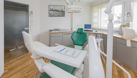 Zahnarztpraxis Harald Hoffmann in Rottweil - kostenfreie Reisprothese