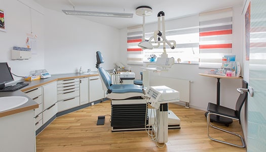 Zahnarztpraxis Harald Hoffmann in Rottweil - Parodontosebehandlung