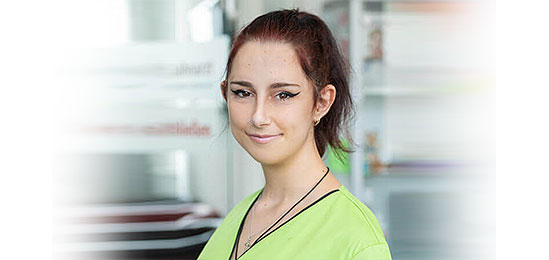 Auszubildende zur ZMF: Tzamara Apostolia