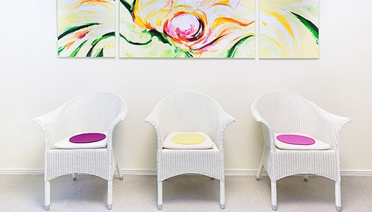 Zahnarztpraxis Müller-Göttke in Berlin - Wartezimmer