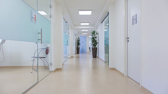 Dentalzentrum Schorndorf - Zahnarzt Ilias Naros - Flur