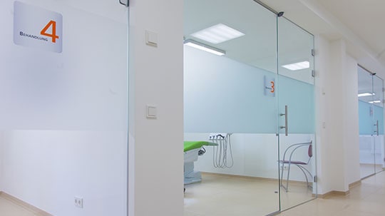 Dentalzentrum Schorndorf - Zahnarzt Ilias Naros - Behandlung 4