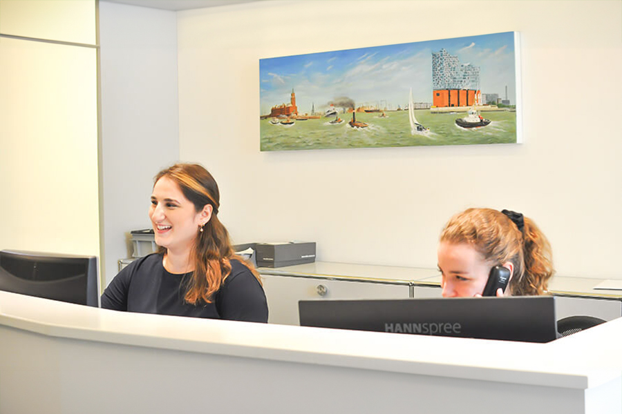 Zahnarzt in Hamburg: Dr. Hans-Ulrich Picker - Praxisimpression: Empfang