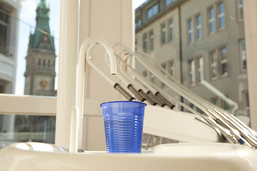 Zahnarzt in Hamburg: Dr. Hans-Ulrich Picker - Praxisimpression