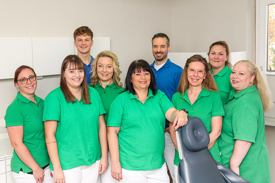 Zahnarzt in Heidelberg: Bernhard Pitzer - Impressionen: Teamfoto
