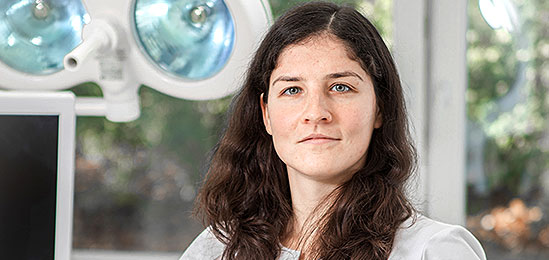 Dr. Sofia Raevskaia – Zahnärztin, Kinderzahnmedizin Dr. Sofia Raevskaia – Zahnärztin, Kinderzahnmedizin