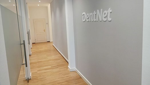 DentNet Praxis Schoepflin in Baden-Baden Praxisflur