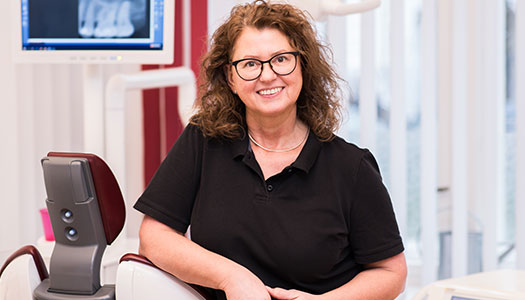 Zahnarztpraxis Dr. Cathrin Schröder in Berlin - Die Zahnärztin Zahnarztpraxis Dr. Cathrin Schröder in Berlin - Die Zahnärztin