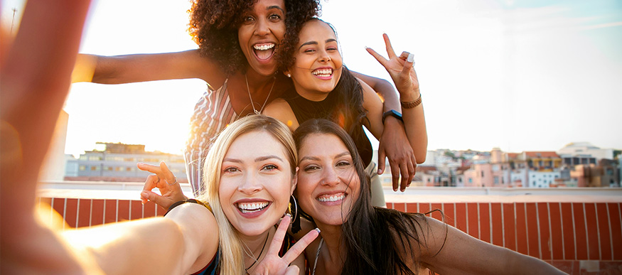 Gummy Smile: Ursachen und Behandlung des Zahnfleischlächelns